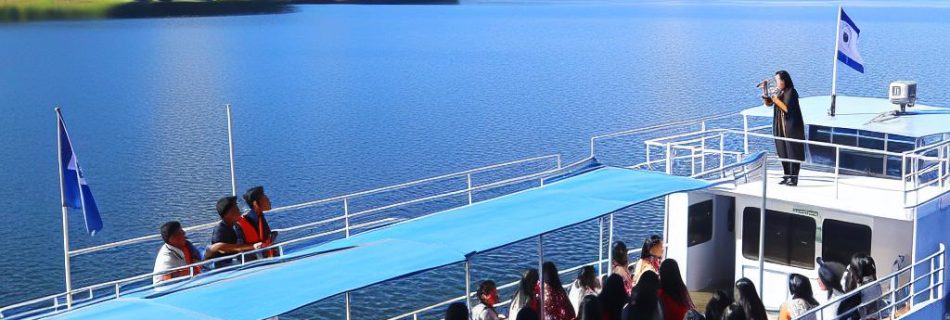 Lake cruises and guided boat tours